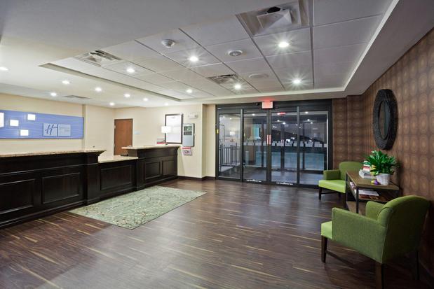 Images Holiday Inn Express & Suites Deming Mimbres Valley, an IHG Hotel