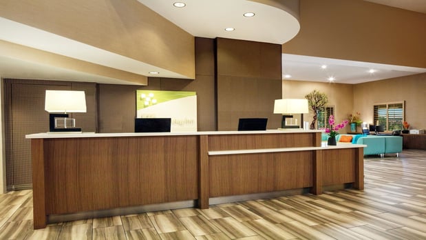 Images Holiday Inn Phoenix - Chandler by IHG