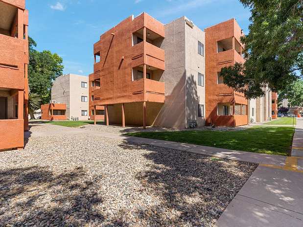 Images Mesa Ridge Apartments