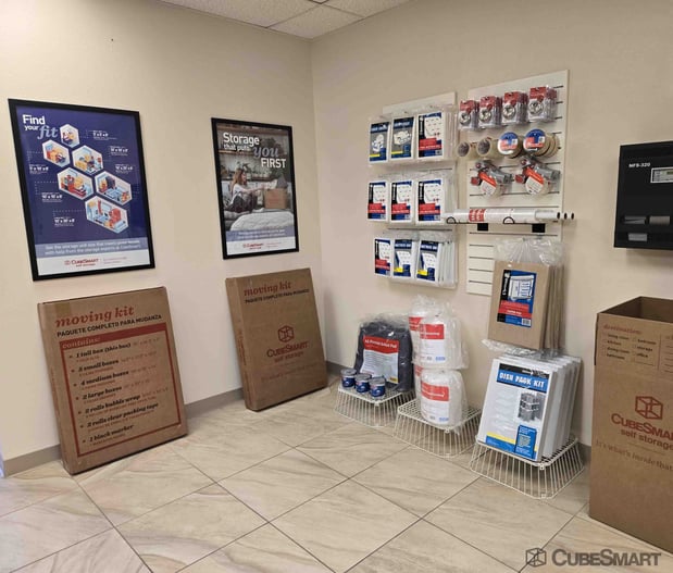 Images CubeSmart Self Storage