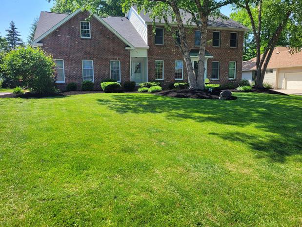 Images Battles Landscaping & Lawn Service