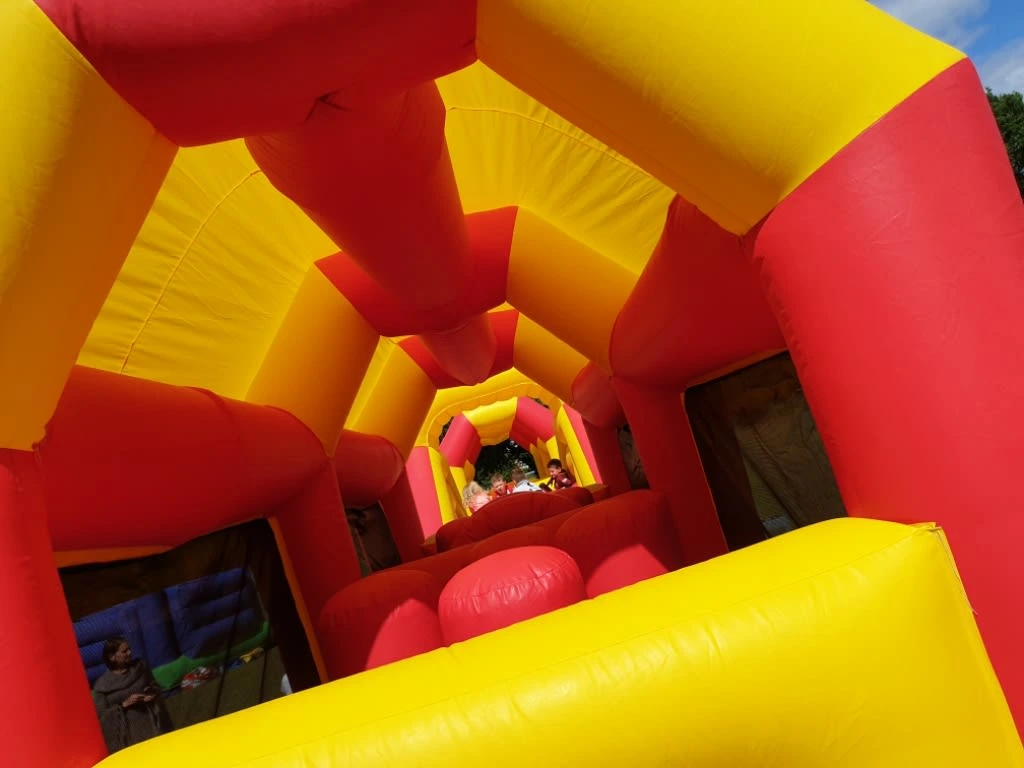 Images Top Banana Bouncy Castles