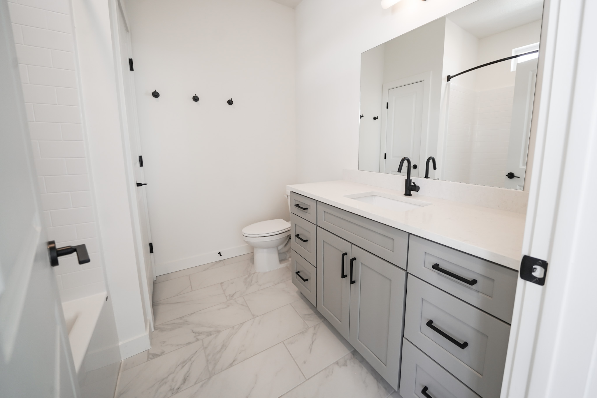The Springs at Coyote Ridge Apartment Bathroom