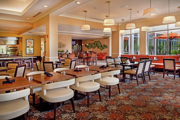 Images Hilton Garden Inn St. Louis Airport