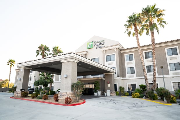 Images Holiday Inn Express & Suites Hesperia by IHG