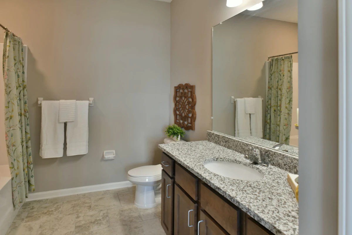 Spacious Bathroom