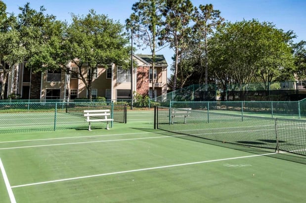 Images Halston Park Central