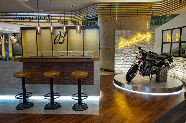 Official Breitling Boutique in Singapore