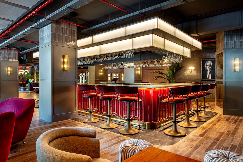 Images Radisson RED Madrid