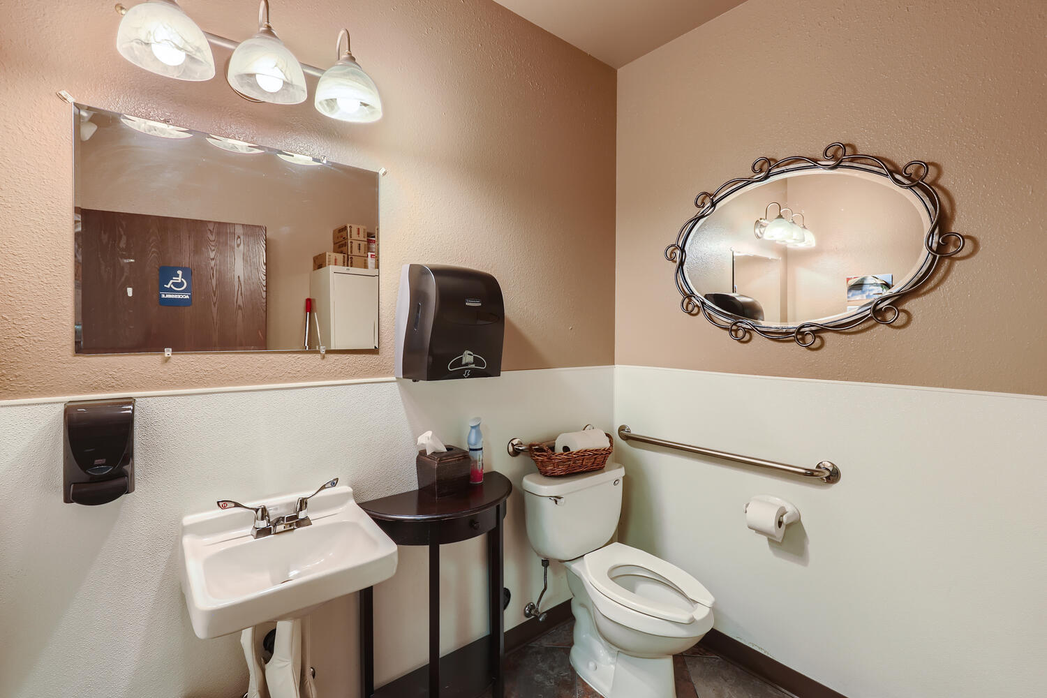 Clean and comfortable bathroom facilities