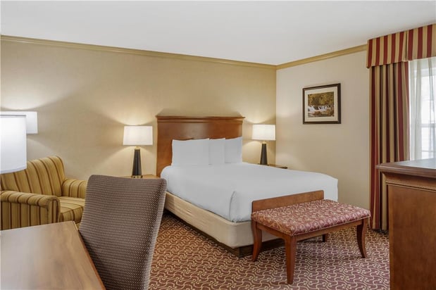 Images Best Western Plus Morristown Inn