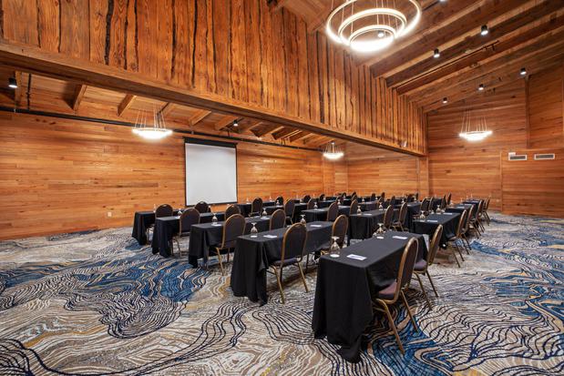 Images Holiday Inn Resort South Padre Island-Beach Front by IHG