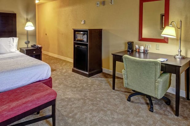 Images Hampton Inn Jacksonville-Anniston Area