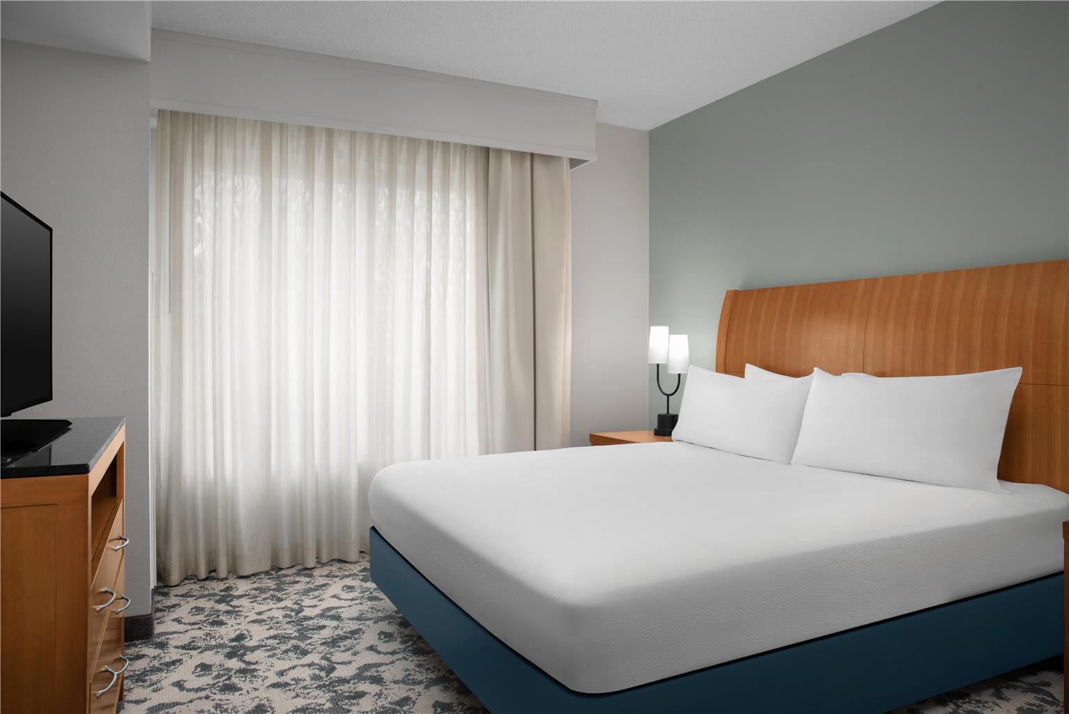 Guest room