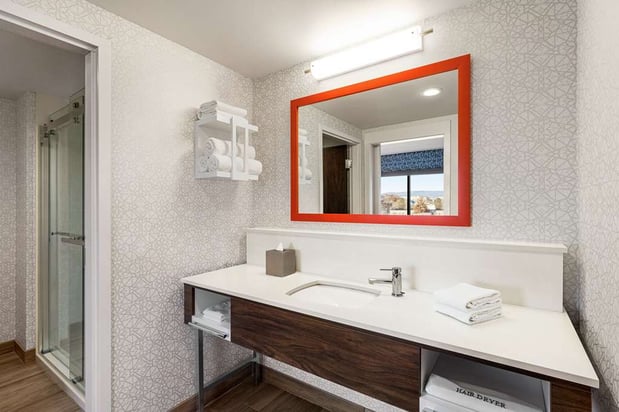 Images Hampton Inn & Suites Olean