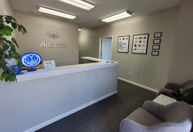 Images Darci Goodman: Allstate Insurance