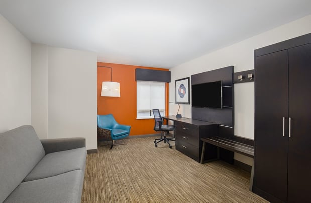 Images Holiday Inn Express & Suites Locust Grove by IHG