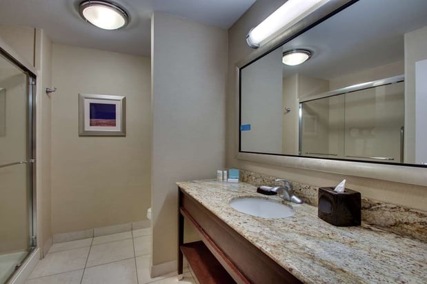 Images Hampton Inn Vernon