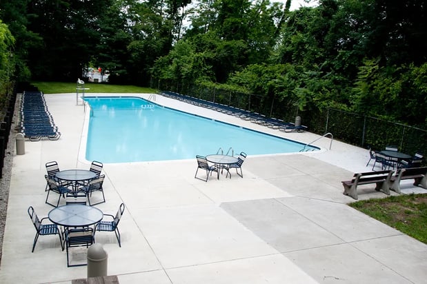 Images Kenilworth at Charles Apartments