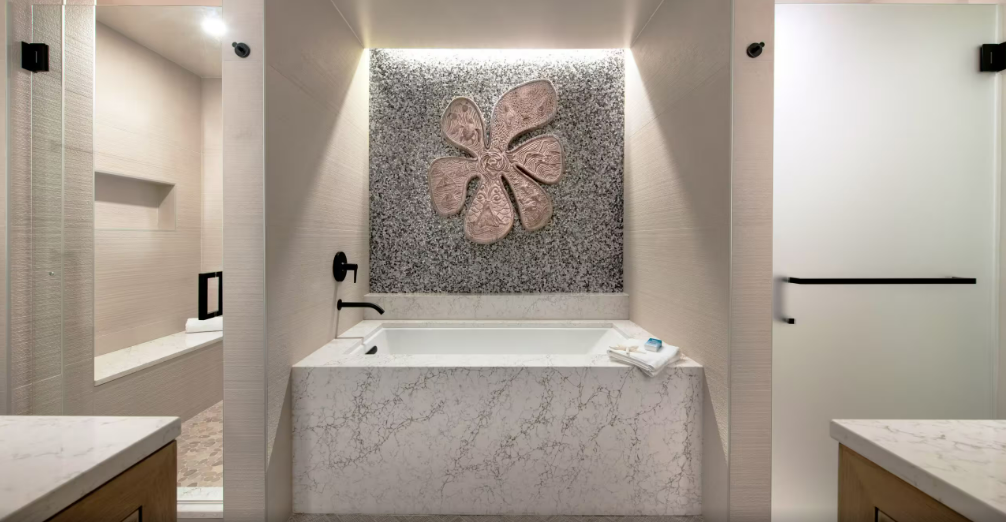 Island Tower at Disney's Polynesian Villas & Bungalows Image