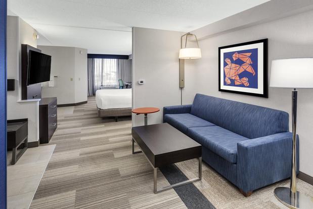 Images Holiday Inn Express & Suites South Portland by IHG