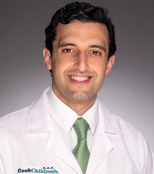 Images Dr. Charles Saadeh