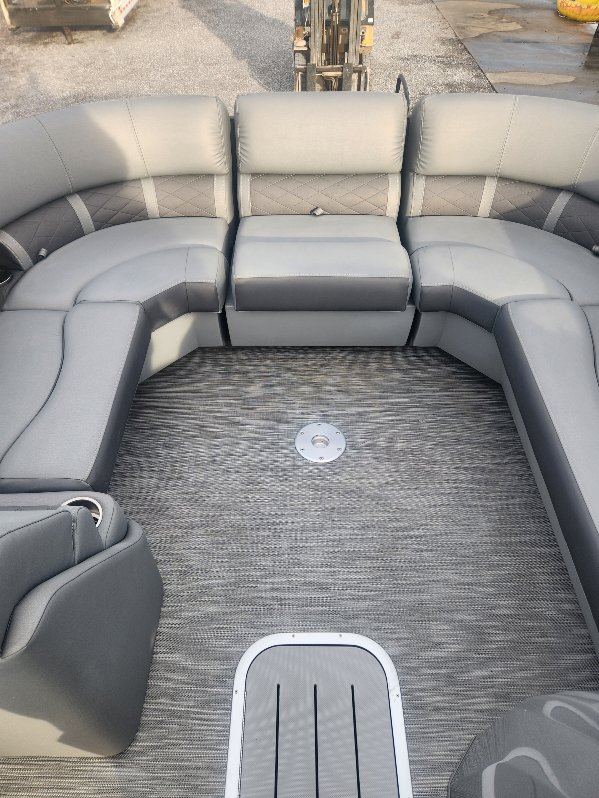 Images Happy Holiday Travel Inc