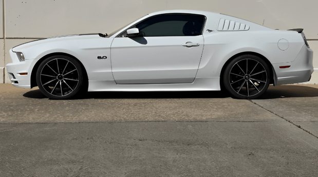 Images CRU Automotive