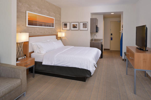 Images Holiday Inn Express & Suites Pocatello by IHG
