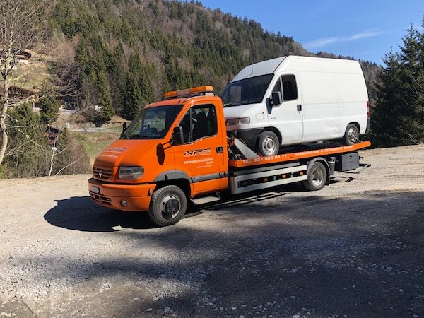 Bilder Naf Automobiles SA