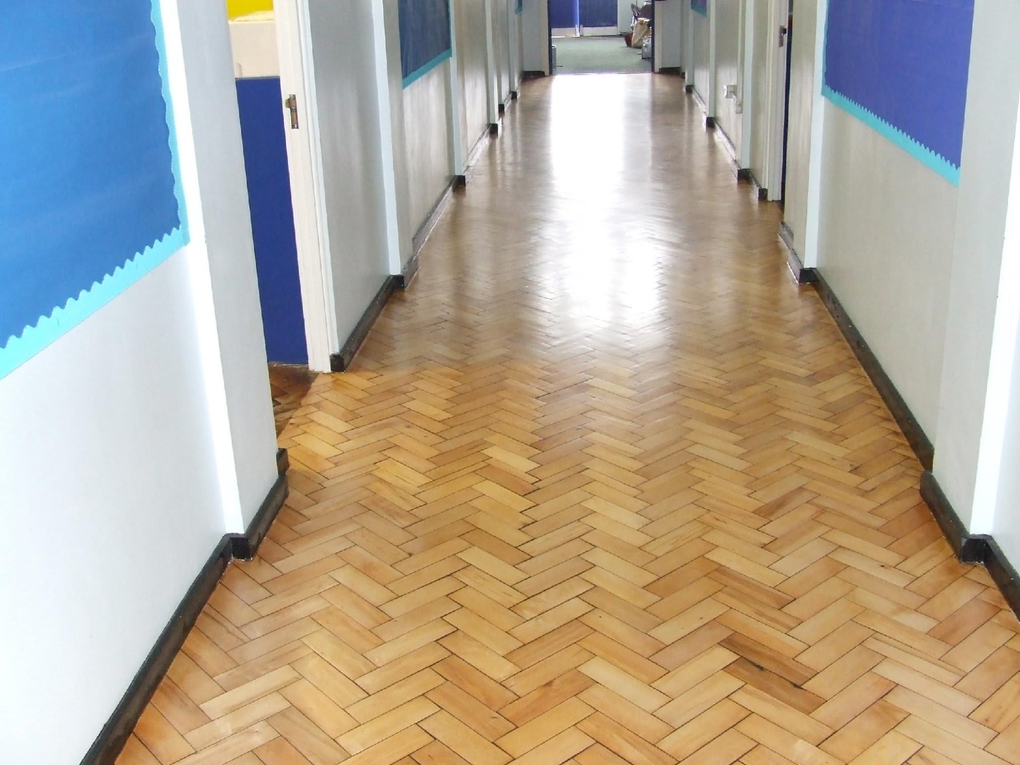 BT Flooring Services Ltd Teddington 020 8614 6858