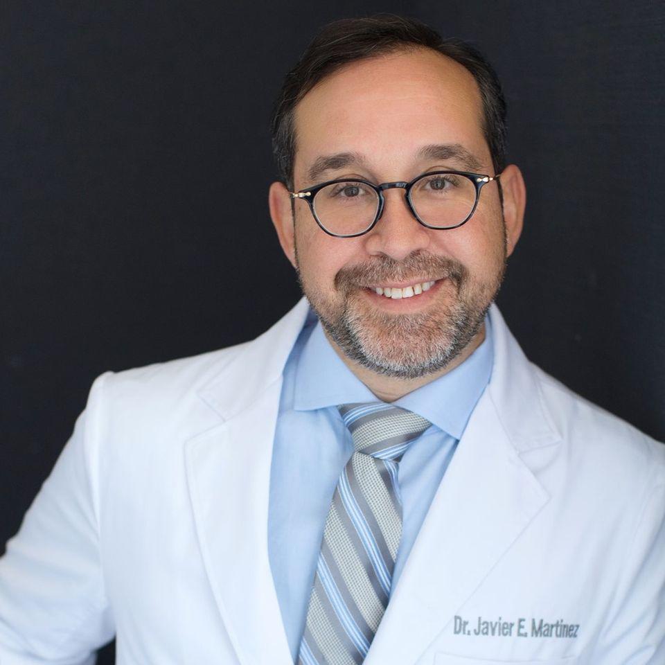 Dr. Javier Martinez
