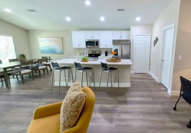 Images The Groves at Lake Ella Homes