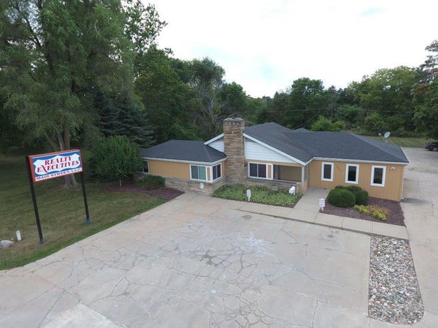 Images George Brennan - Realty Executives Main Street