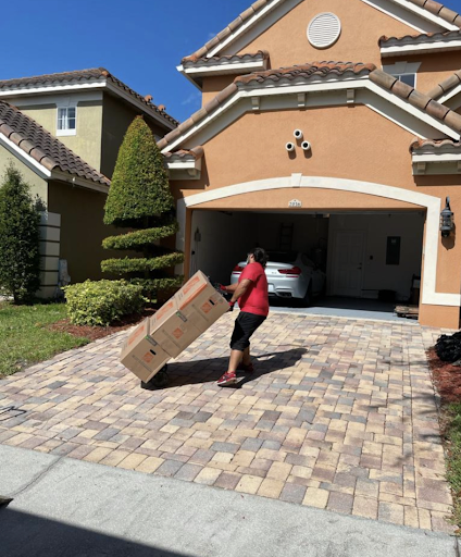 Images Northeastern Movers - NYC Mover