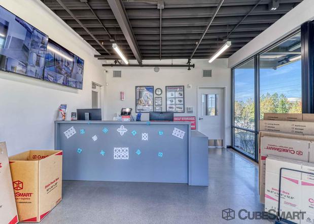 Images CubeSmart Self Storage