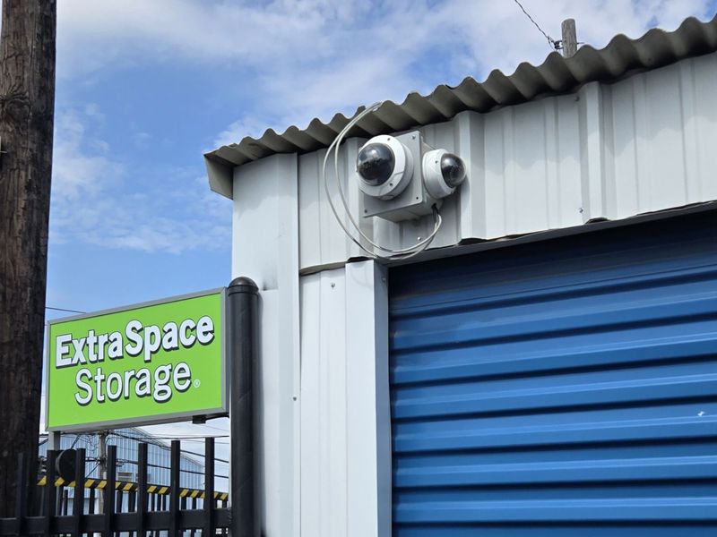 Images Extra Space Storage