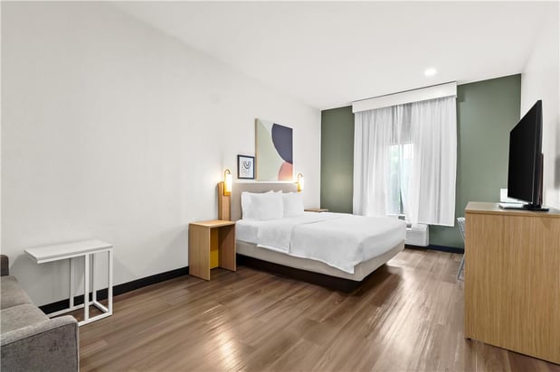 Images Spark by Hilton Houston Hobby Airport