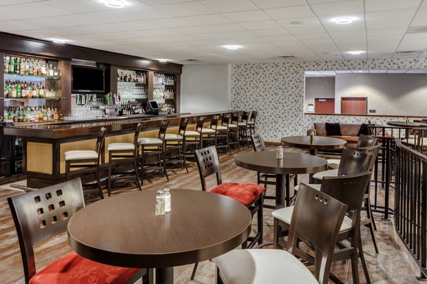 Images Crowne Plaza Milwaukee South by IHG