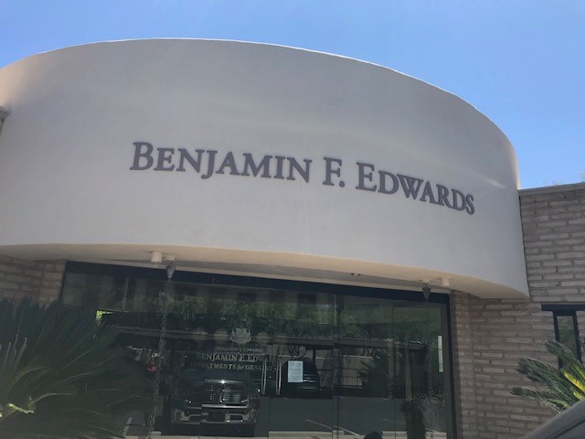 Benjamin F. Edwards, Financial Advisors in Tucson, AZ - office exterior
