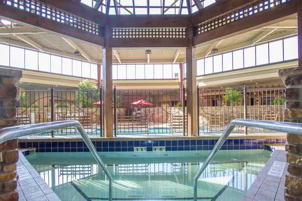Images Holiday Inn Blmgtn Arpt South - Mall Area by IHG