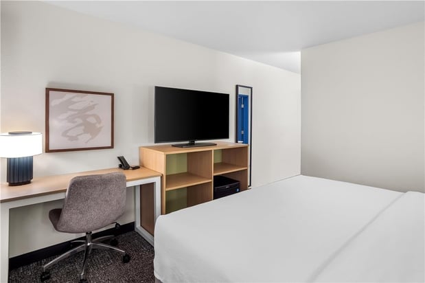 Images Spark by Hilton Kent Seattle