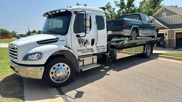 Images Eagle Towing & Recovery