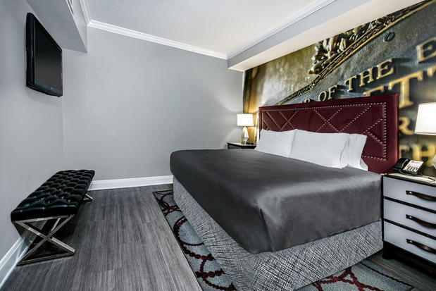 Images Hotel Indigo Dallas Downtown by IHG