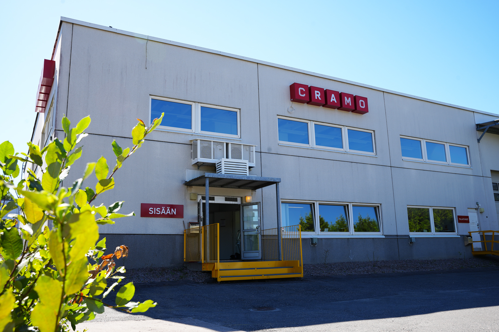 Images CRAMO konevuokraamo Helsinki, Konala