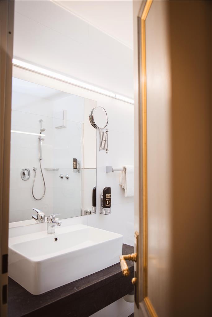 Sure Hotel by Best Western Rhoen Garden, Kohlstoecken 4 in Poppenhausen