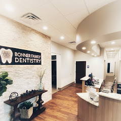 Lobby of Bonner Family Dentistry | Dumas, TX