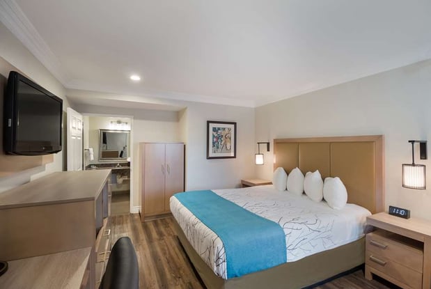 Images Best Western Woodland Hills Inn