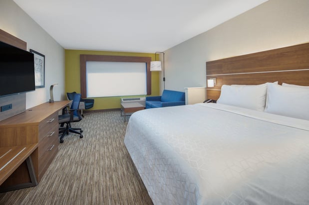 Images Holiday Inn Express & Suites Chico by IHG