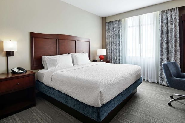 Images Hampton Inn & Suites Chicago/Mt. Prospect